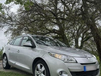 Usado 2009 Renault Mégane III Sedan | € 4.100 (Bom preço)