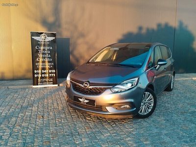 usado Opel Zafira 1.6 CDTi Dynamic S/S