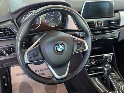 BMW 225