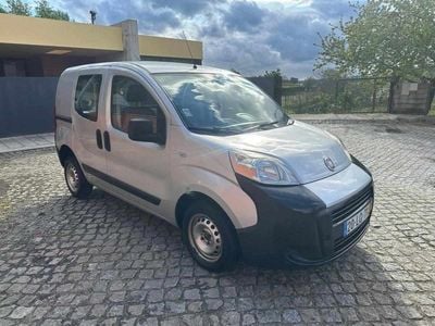 Cinzento Usado 2011 Fiat Fiorino Monovolume | € 6.250