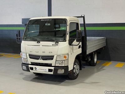 Usado Mitsubishi Canter 130 HP (95 kW) 2018 Branco