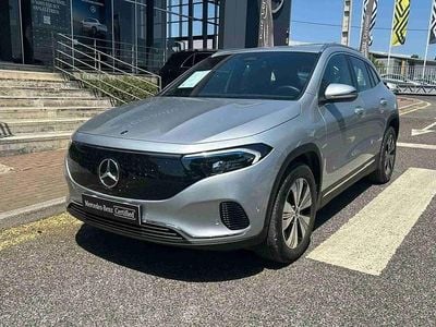 Mercedes EQA250+