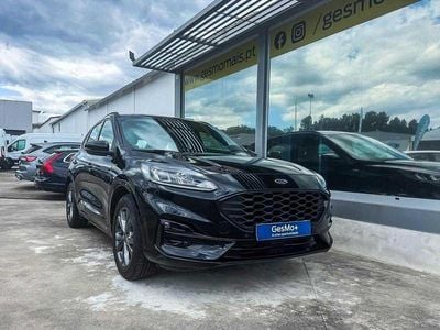 Preto Usado 2022 Ford Kuga SUV | € 19.490 (Preço justo)