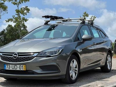 usado Opel Astra Sports Tourer 2018 apenas 100mil km
