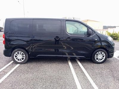 Preto Usado 2018 Peugeot Traveller Active Monovolume | € 21.750 (Preço justo)