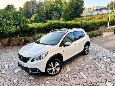 Usado Peugeot 2008 110 HP (80 kW) 2016 Branco SUV