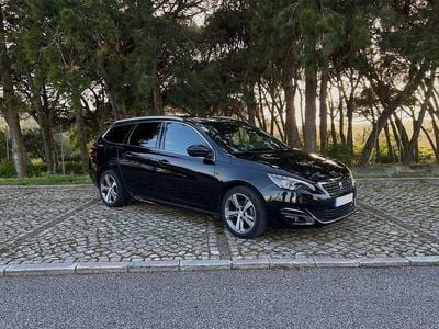 Usado Peugeot 308 GT-line 120 HP (88 kW) 2015 Sedan