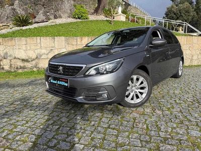 Usado Peugeot 308 SW 130 HP (95 kW) 2018 Cinzento Carrinha
