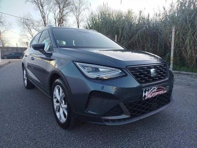 Cinza Usado 2023 Seat Arona FR SUV | € 16.900 (Preço justo)