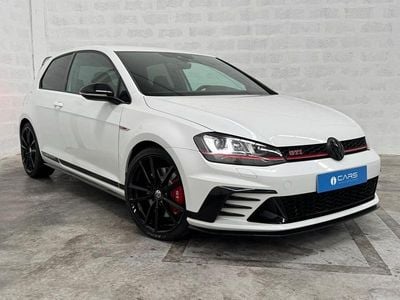 Branco Usado 2017 VW Golf VII | € 32.480 (Preço elevado)