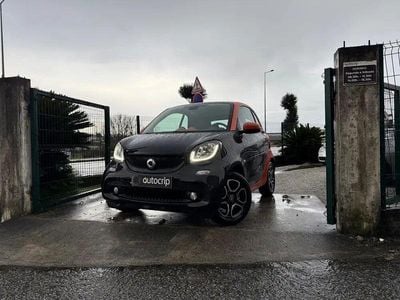 Usado Smart ForTwo Coupé Passion 90 HP (66 kW) 2017 Azul Coupé