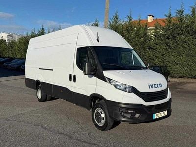 Usado Iveco Daily 156 HP (114 kW) 2023 Branco