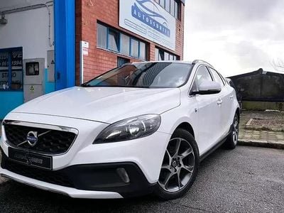 Usado Volvo V40 Ocean Race 115 HP (84 kW) 2014 Branco Citadino