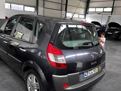 Cinzento Usado 2006 Renault Scénic Monovolume | € 4.300 (Preço elevado)