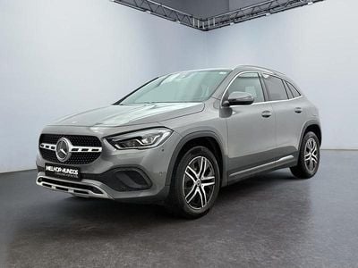 Usado Mercedes GLA200 Business 150 HP (110 kW) 2022 Cinza SUV