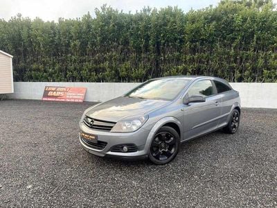 Cinzento Usado 2006 Opel Astra GTC | € 4.500 (Bom preço)