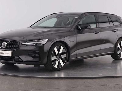 Cinzento Usado 2025 Volvo V60 Carrinha | € 46.300 (Preço elevado)