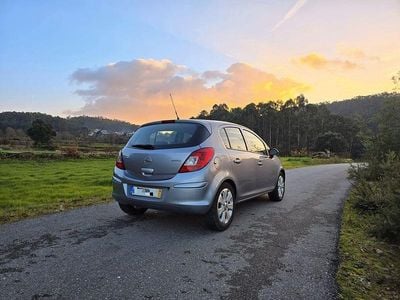 Usado 2008 Opel Corsa Sedan | € 5.200 (Preço justo)