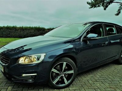 usado Volvo V60 D6 Hybrid Plug-In Elétrico e Gasóleo