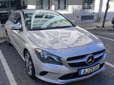 Usado Mercedes CLA220 177 HP (130 kW) 2016 Cinzento Sedan