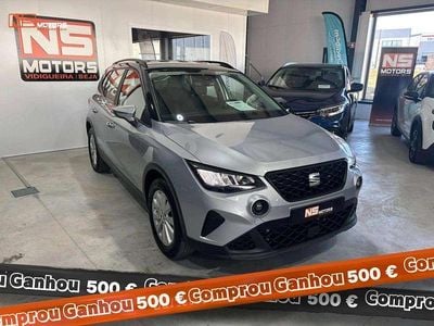 Cinzento Usado 2023 Seat Arona Style SUV | € 16.900 (Preço justo)