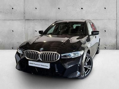 Usado BMW 330e Comfort Edition 292 HP (214 kW) 2023 Preto sapphire metalizada Carrinha