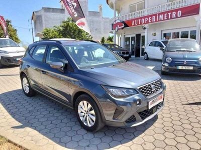 Cinza Usado 2022 Seat Arona Reference SUV | € 16.750 (Preço justo)