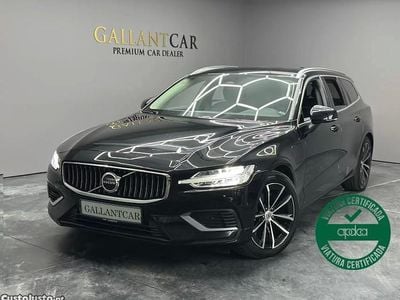 Preto Usado 2023 Volvo V60 Core Carrinha | € 37.500 (Preço justo)