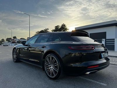 Porsche Panamera 4