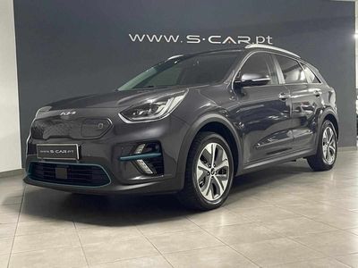 Cinzento Usado 2021 Kia e-Niro SUV | € 20.450 (Preço justo)