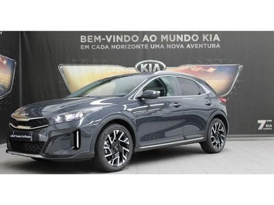 Cinza Novo 2025 Kia XCeed SUV | € 27.950 (Preço justo)