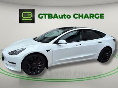 Branco Usado 2022 Tesla Model 3 Performance Sedan | € 37.499 (Caro)