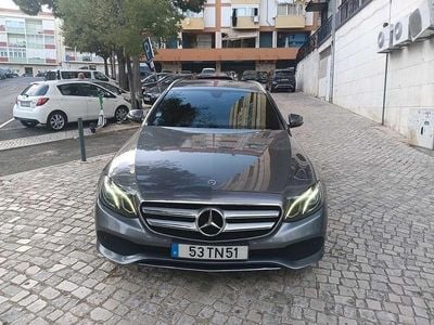 Usado 2017 Mercedes E220 Sedan | € 21.000