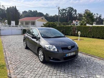 Usado Toyota Auris 90 HP (66 kW) 2007 Cinzento Citadino