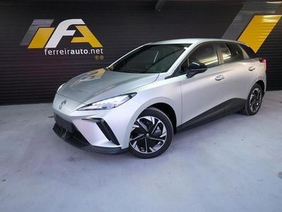 Usado MG MG4 EV 125 kW (170 HP) 2024 Cinza Citadino