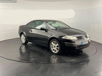 Preto Usado 2005 Renault Mégane Coupé Coupé | € 4.000
