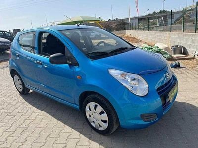 Azul Usado 2011 Suzuki Alto Citadino | € 6.450