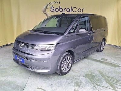 Usado VW Multivan Life 150 HP (110 kW) 2023 Cinza Van