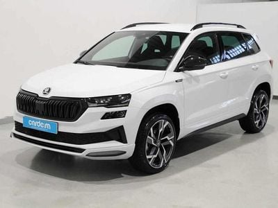 Branco Novo 2025 Skoda Karoq SUV | € 30.990