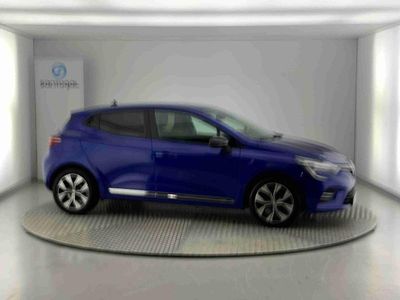 Azul Usado 2023 Renault Clio V Evolution | € 16.990 (Preço justo)