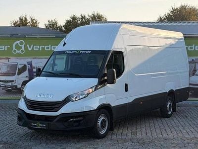 Branco Usado 2024 Iveco Daily | € 39.500 (Bom preço)