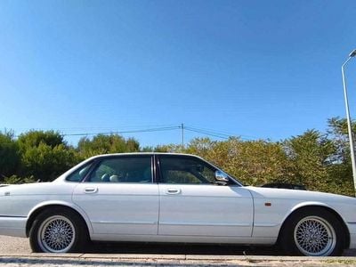 Branco Usado 1997 Jaguar XJ6 Sedan | € 19.500