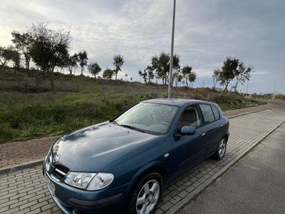 Nissan Almera