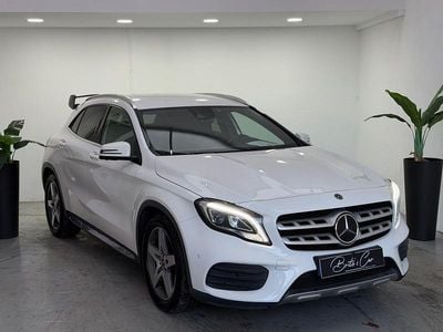 Branco Usado 2018 Mercedes GLA250 AMG line SUV | € 26.990