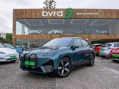 Azul Usado 2022 BMW iX SUV | € 41.900