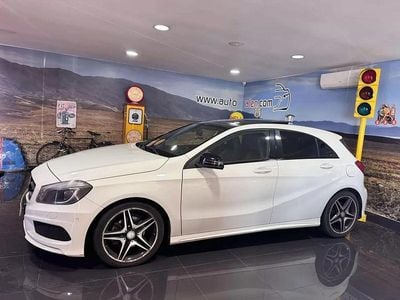 Branco Usado 2013 Mercedes A200 AMG line | € 16.990 (Preço justo)