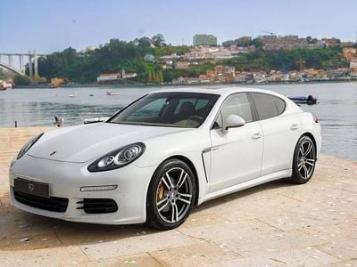 Branco Usado 2016 Porsche Panamera Sedan | € 50.000