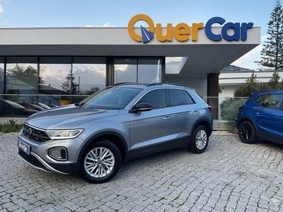 Usado VW T-Roc 110 HP (80 kW) 2023 Cinza SUV