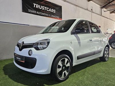 Branco Usado 2019 Renault Twingo LIMITED Citadino | € 10.990 (Preço justo)