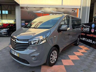 Usado Opel Vivaro S 120 HP (88 kW) 2019 Cinzento Monovolume